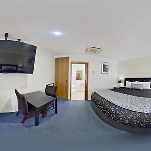 King Room Spa Bath